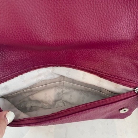 Thirty one Sequin Clutch - Picture 7 of 9